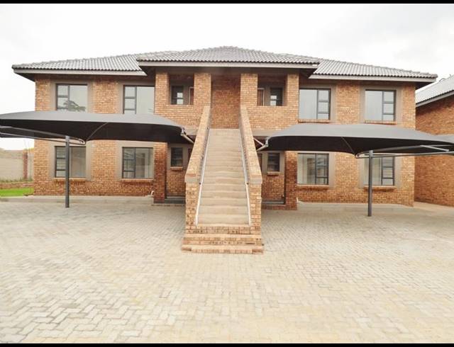 3 BEDROOM PROPERTY TO RENT IN BEYERS PARK